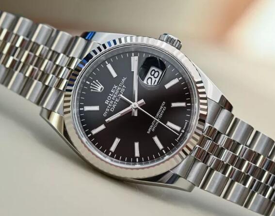 The Datejust has been considered as the paragon of modern elegance.