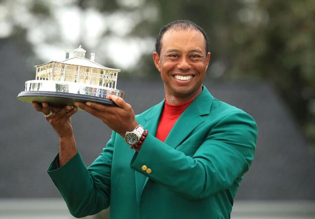 Tiger Woods is a loyal fan to Rolex Deepsea.