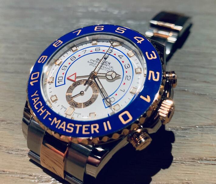 Before the launch of Sky-Dweller, the Yacht-Master is the most complicated collection of Rolex.